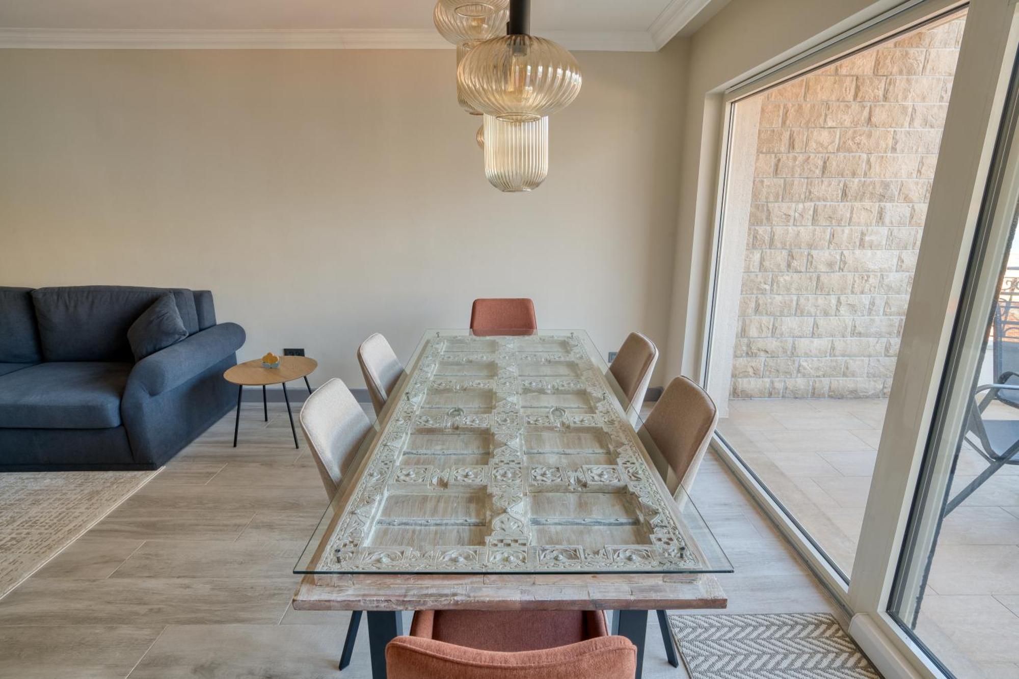 Luxurious 3-Bedroom Apartment By Mn Property Kotor Eksteriør billede