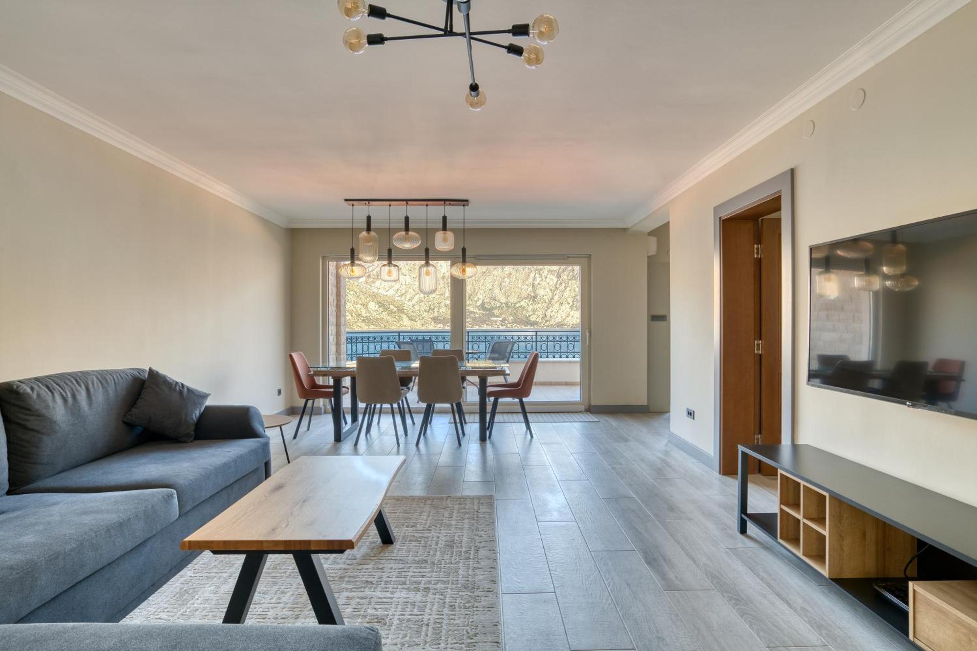 Luxurious 3-Bedroom Apartment By Mn Property Kotor Eksteriør billede